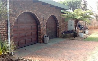 3 Bedroom House in Die Wilgers