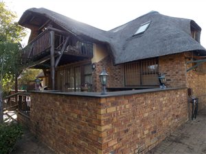 4 Bed House in Vaal Dam