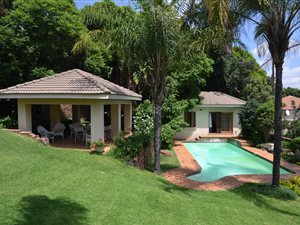 5 Bed House in Waterkloof Park