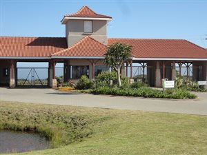 1234 m² Land available in Khamanga Bay