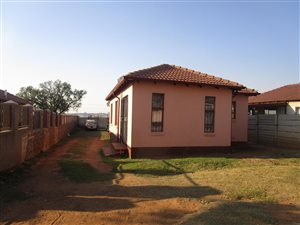 3 Bed House in Goudrand