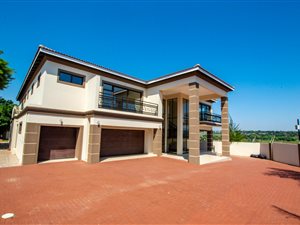 5 Bed House in Glen Erasmia