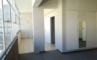 90 m² Office Space in Bedfordview