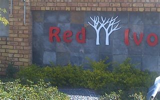 2 Bedroom Simplex in Theresa Park