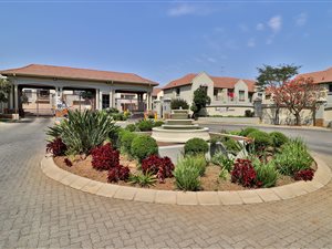 1 Bed Townhouse in Esther Park
