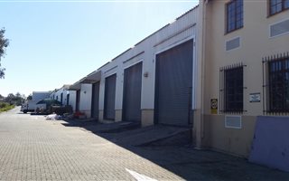 938 m² Industrial space in Halfway House