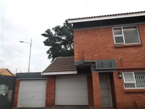 3 Bed Duplex in New Redruth