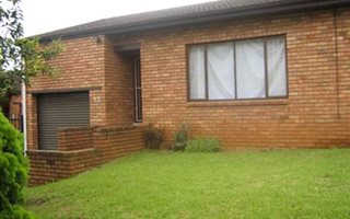 3 Bedroom Simplex in Signal Hill