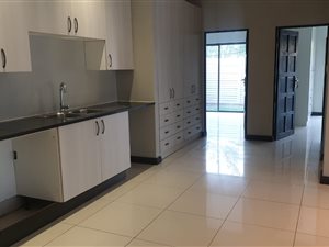 2 Bed Apartment in Petervale