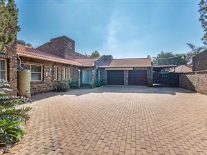 3 Bed House in Pomona