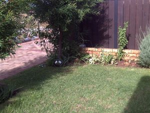 2 Bed Townhouse in Meiringspark