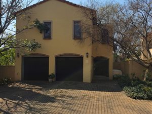 3 Bed House in Lynnwood Glen
