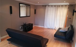 2 Bedroom Duplex in Goodwood
