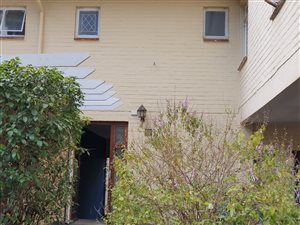 3 Bed Apartment in Clarendon