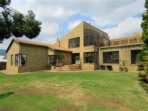 4 Bed House in Bergsig