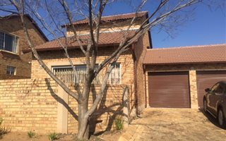 3 Bedroom House in Amberfield