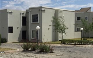 2 Bedroom Apartment in Dainfern