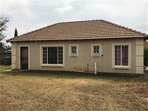 3 Bed House in Rosslyn
