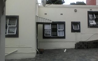 2 Bedroom House in Sea View