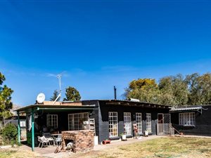 2 ha Farm in Golf View