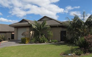 2 Bedroom House in Dormehlsdrift