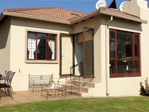 2 Bed Cluster in Monument