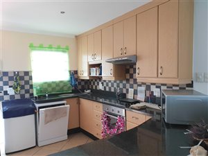 1 Bed Apartment in Amanzimtoti