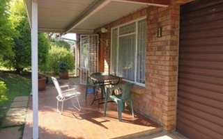 2 Bedroom House in Amberfield