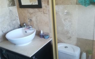 2 Bedroom Apartment in Glenwood