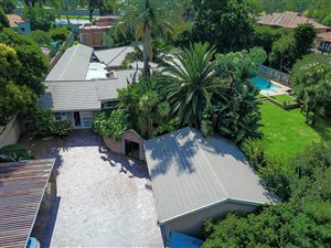 4 Bed House in Senderwood