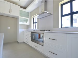 3 Bed House in Graanendal