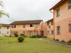 3 Bed Apartment in Brackenham