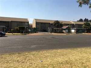 3 Bed Townhouse in Boksburg Central