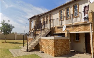 2 Bedroom Apartment in Honeydew