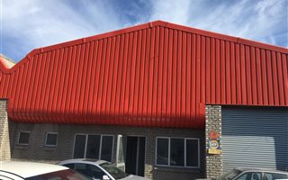 300 m² Industrial space in Blackheath