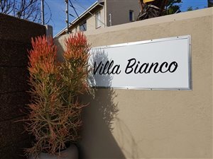 2 Bed Apartment in Oakglen