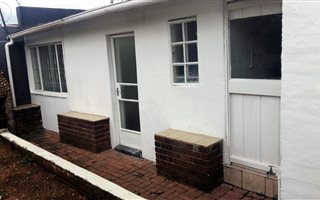 1 Bedroom Apartment in Orange Grove