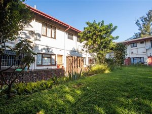 19 Bed Apartment in Pinetown Central