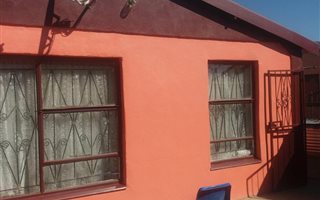 3 Bedroom House in Blomanda