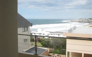 2 Bedroom Apartment in Manaba