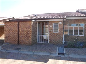 2 Bed Townhouse in Fairleads