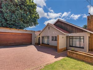 3 Bed House in Fairwood