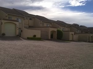 3 Bedroom Townhouse in South End