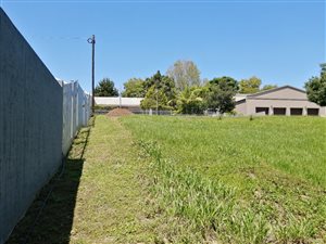 1032 m² Land available in Heather Park