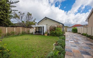 3 Bedroom House in Plumstead