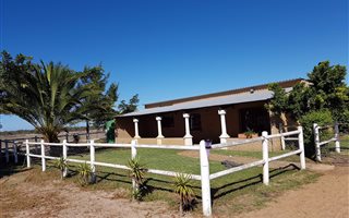 691 ha Farm in Yzerfontein