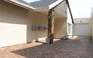3 Bedroom House in Blairgowrie