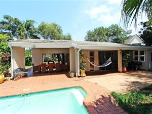 3 Bedroom House in Manor Gardens
