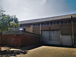 742 m² Industrial space in Hermanstad