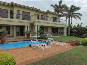 4 Bed House in Sheffield Beach
